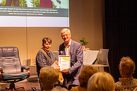 Gemeente Dongen ontvangt certificaat 'dementievriendelijke gemeente'